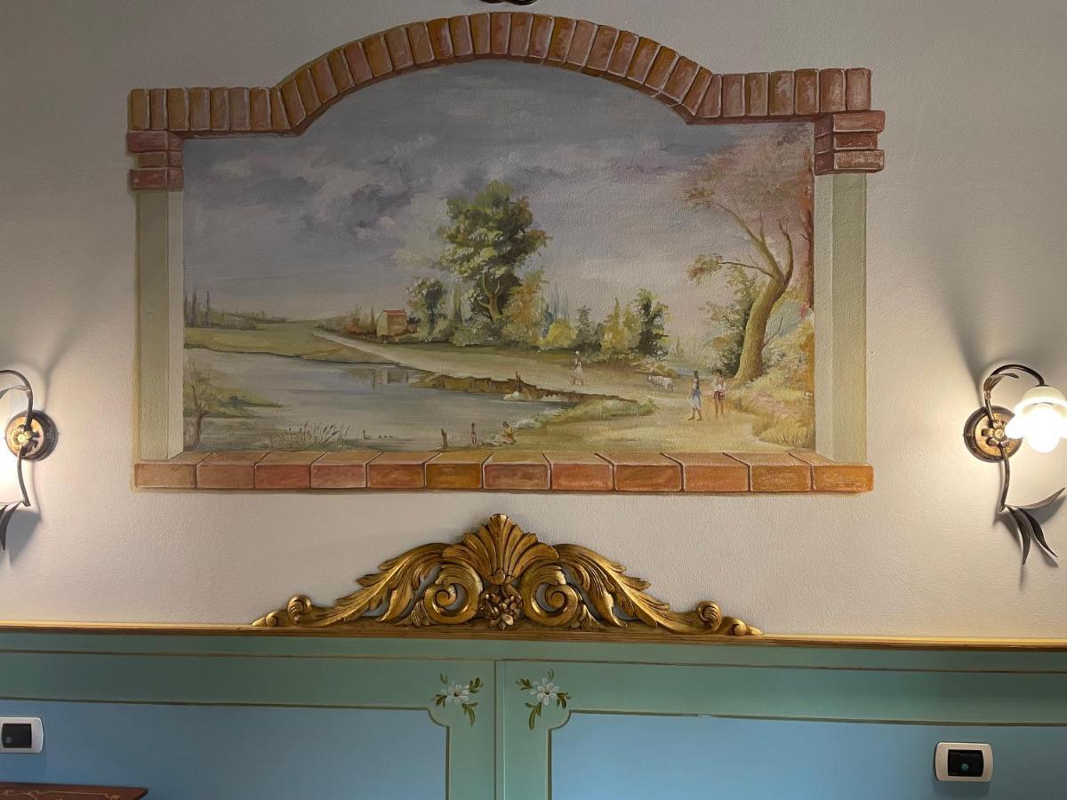 Antica Residenza Del Gallo Лука Екстериор снимка