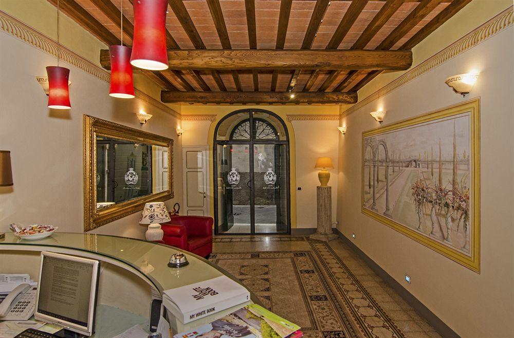 Antica Residenza Del Gallo Лука Екстериор снимка
