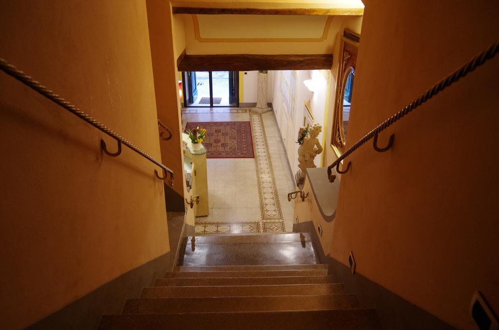 Antica Residenza Del Gallo Лука Екстериор снимка