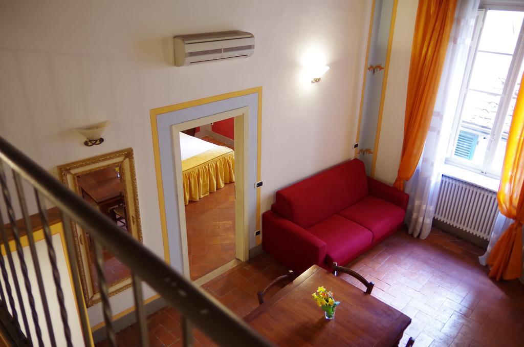 Antica Residenza Del Gallo Лука Екстериор снимка
