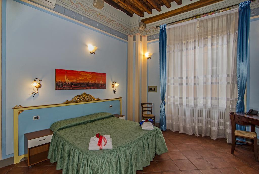 Antica Residenza Del Gallo Лука Стая снимка